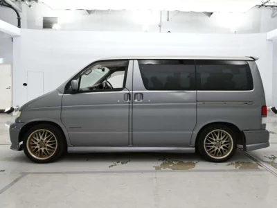 Mazda BONGO FRIENDEE