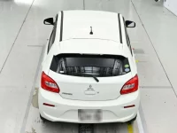 Mitsubishi MIRAGE лот № 90246 оценка 3.5  с аукциона в Японии 7