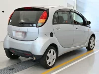 Mitsubishi I лот № 9123 оценка 3.5  с аукциона в Японии 1