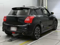 Suzuki SWIFT лот № 30305 оценка 3.5  с аукциона в Японии 1