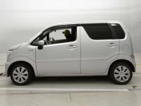 Suzuki WAGON R лот № 13045 оценка 3.5  с аукциона в Японии 3