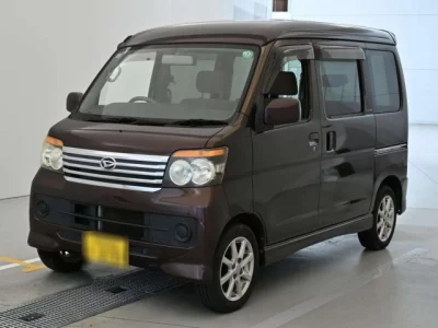 Daihatsu Atrai Wagon  с аукциона в Японии