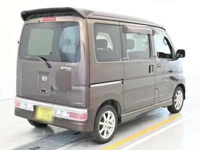 Daihatsu Atrai Wagon  с аукциона в Японии