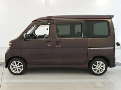 Daihatsu Atrai Wagon  с аукциона в Японии