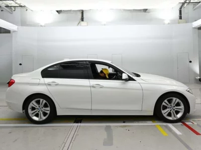 BMW 3-Series  с аукциона в Японии