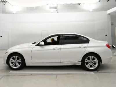 BMW 3-Series  с аукциона в Японии
