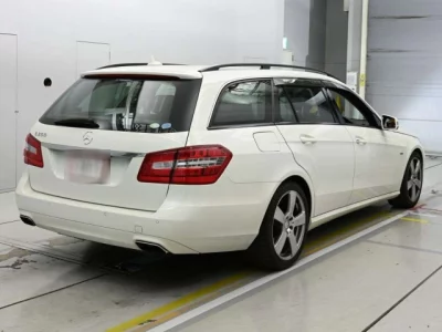 Mercedes-Benz E CLASS WAGON