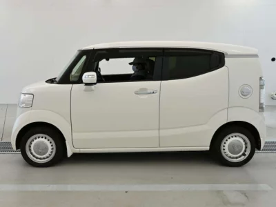 Honda N BOX SLASH  с аукциона в Японии