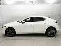 Mazda MAZDA3 лот № 36192 оценка 4.5  с аукциона в Японии 3