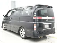 Nissan ELGRAND лот № 90336 оценка R  с аукциона в Японии 5