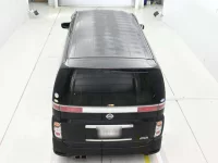 Nissan ELGRAND лот № 90336 оценка R  с аукциона в Японии 7