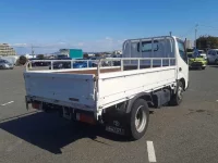 Toyota DYNA лот № 70002 оценка 4  с аукциона в Японии 1