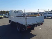 Toyota DYNA лот № 70002 оценка 4  с аукциона в Японии 5