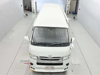 Toyota HIACE VAN лот № 30414 оценка R  с аукциона в Японии 6