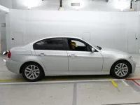 BMW 3-Series лот № 90373 оценка 4  с аукциона в Японии 2