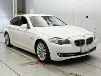 BMW 5-Series лот № 90401 оценка 3  с аукциона в Японии 4