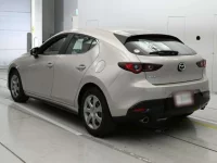 Mazda MAZDA3 лот № 33225 оценка 4  с аукциона в Японии 5