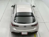 Mazda MAZDA3 лот № 33225 оценка 4  с аукциона в Японии 7