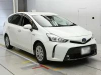 Toyota PRIUS ALPHA лот № 30459 оценка 4.5  с аукциона в Японии 4