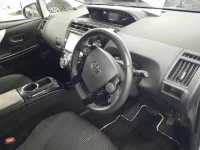 Toyota PRIUS ALPHA лот № 30459 оценка 4.5  с аукциона в Японии 8
