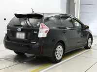 Toyota PRIUS ALPHA лот № 30455 оценка 3.5  с аукциона в Японии 1