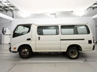 Toyota DYNA лот № 90395 оценка RA  с аукциона в Японии 3