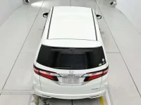 Honda ODYSSEY лот № 30388 оценка 4  с аукциона в Японии 7
