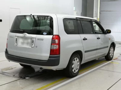 Toyota SUCCEED