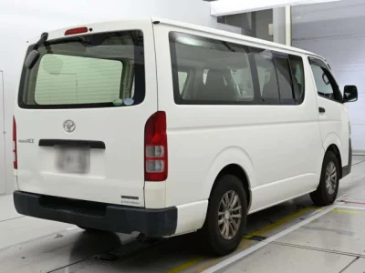 Toyota REGIUS ACE VAN