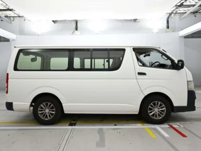 Toyota REGIUS ACE VAN
