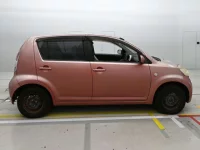 Toyota PASSO лот № 90386 оценка 3  с аукциона в Японии 2