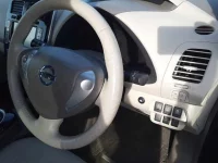 Nissan LEAF лот № 90389 оценка 4  с аукциона в Японии 8