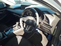 Mazda MAZDA3 лот № 36263 оценка 4  с аукциона в Японии 8