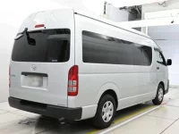 Toyota HIACE VAN лот № 40106 оценка 3  с аукциона в Японии 1