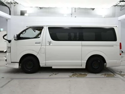 Toyota REGIUS ACE VAN