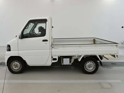Nissan CLIPPER TRUCK