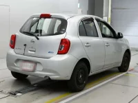 Nissan MARCH лот № 10243 оценка 3.5  с аукциона в Японии 1