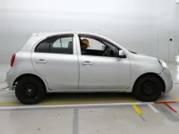 Nissan MARCH лот № 10243 оценка 3.5  с аукциона в Японии 2