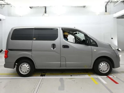 Nissan NV200