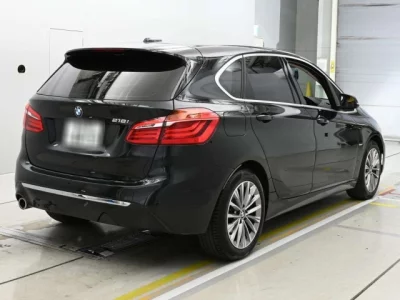 BMW 2-Series  с аукциона в Японии