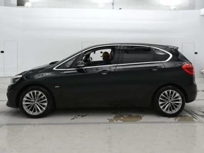 BMW 2-Series  с аукциона в Японии