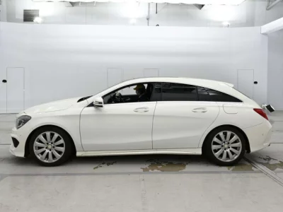 Mercedes-Benz CLA CLASS