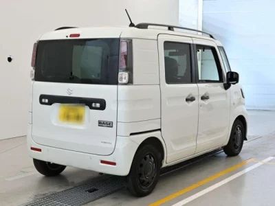 Suzuki Spacia Base