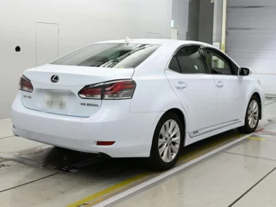 Lexus HS