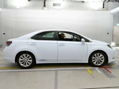 Lexus HS