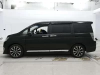 Honda STEP WAGON лот № 30597 оценка 4.5  с аукциона в Японии 3