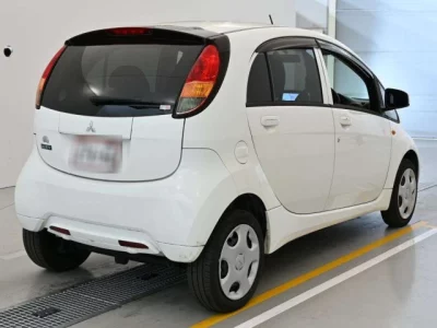 Mitsubishi I-MIEV  с аукциона в Японии
