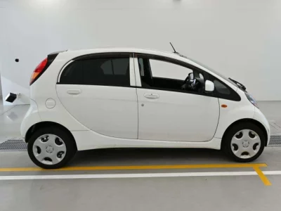 Mitsubishi I-MIEV  с аукциона в Японии