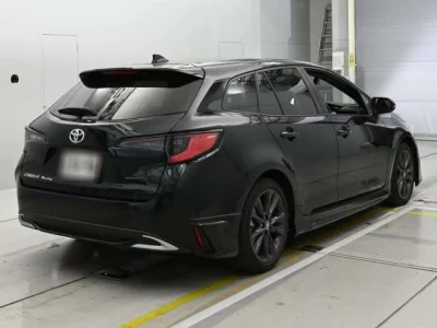Toyota COROLLA TOURING  с аукциона в Японии