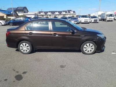 Toyota COROLLA AXIO
